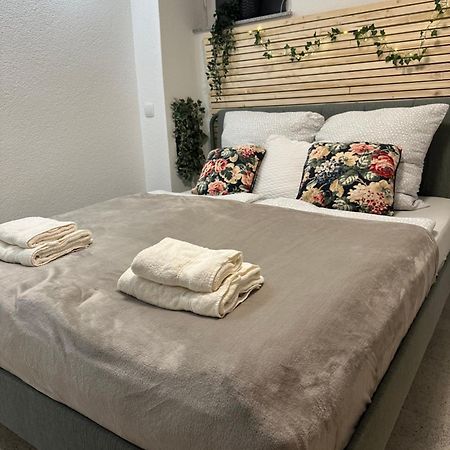 Moderne Ruhige Ferienwohnung Ubstadt-Weiher Esterno foto